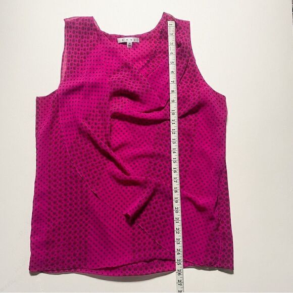 CAbi Women Pink Raspberry Floral Sleeveless Top Drape Neck Blouse Size M - Picture 8 of 8